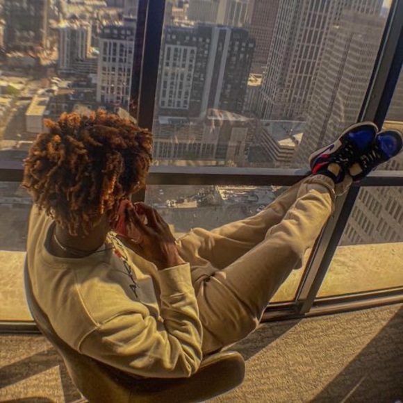 Meet your Posher, Tj - Picture 1 of 1